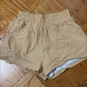 Five Dancewear shorts